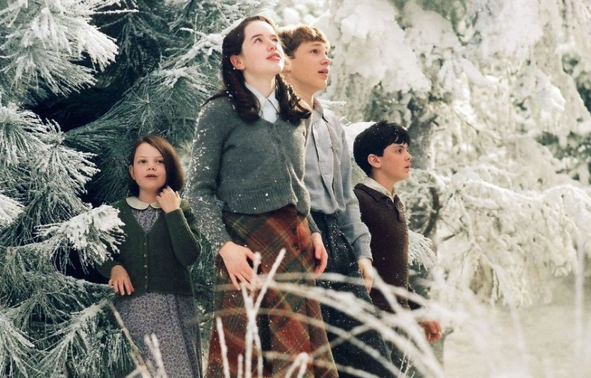 Зимові фільми, які створюють атмосферу затишку