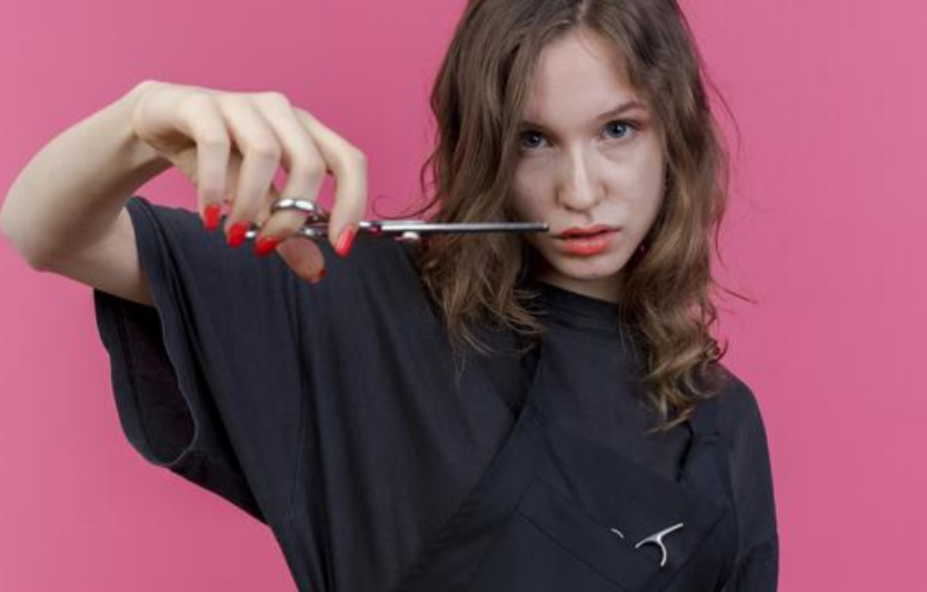 Місячний календар стрижок на 2026 рік