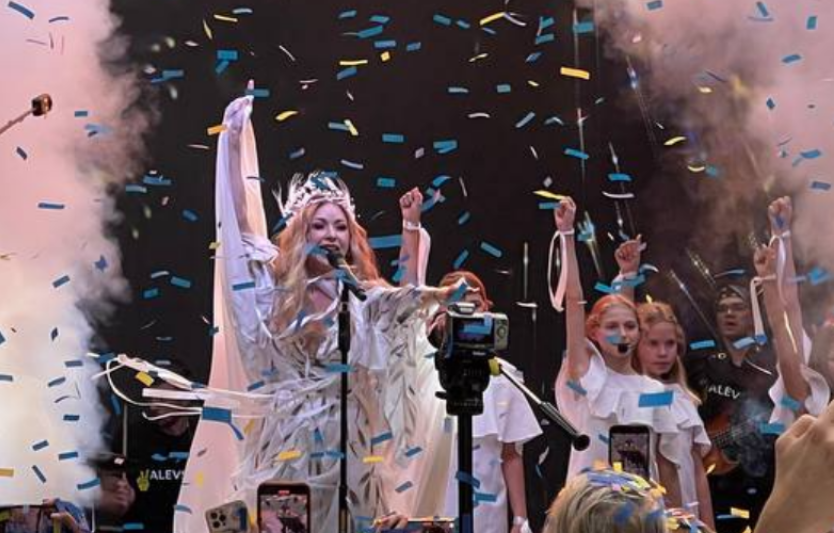 Від класичного pin-up до цифрової культури: трансформація образу